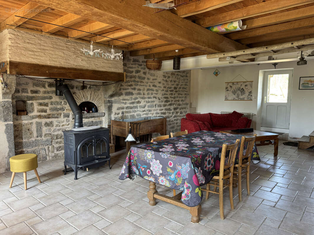 Maison à PAZY