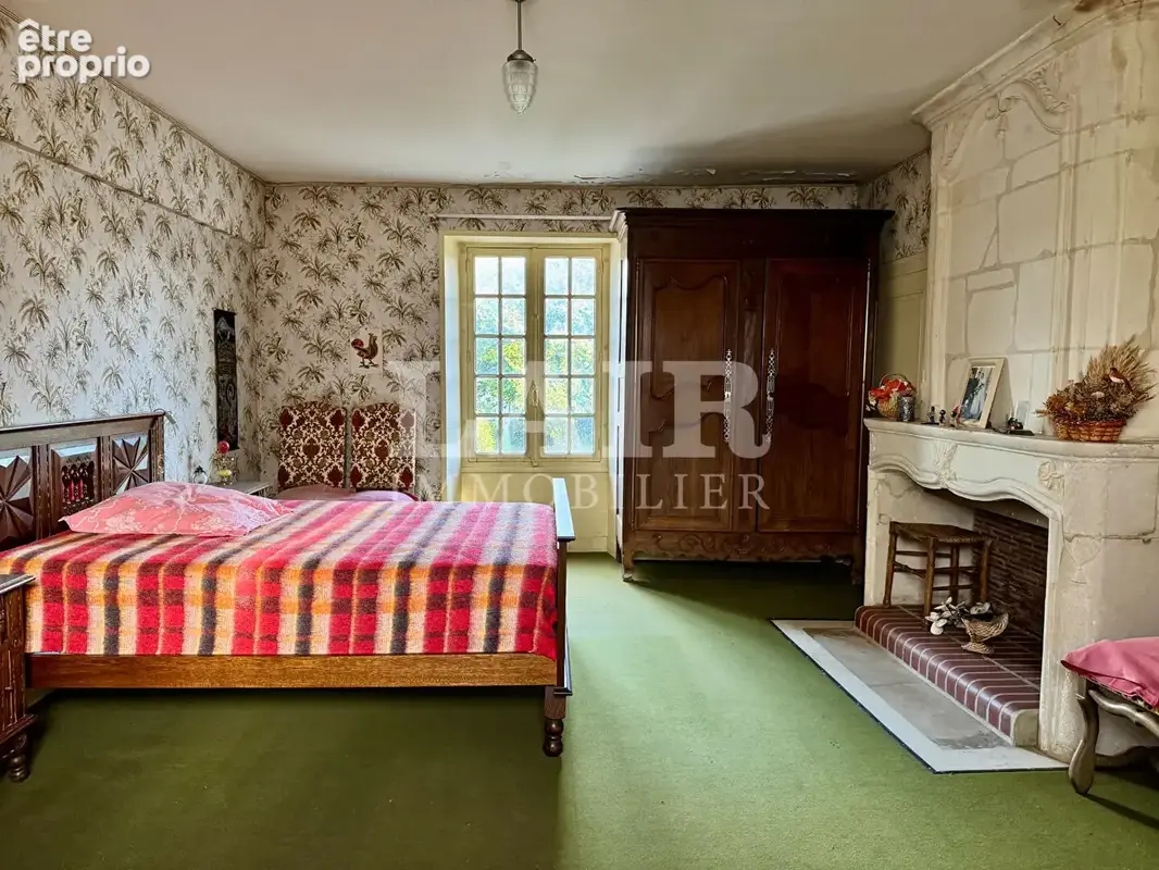 Maison en pierre  avec tour du XVIII -ème siècle - photo 11