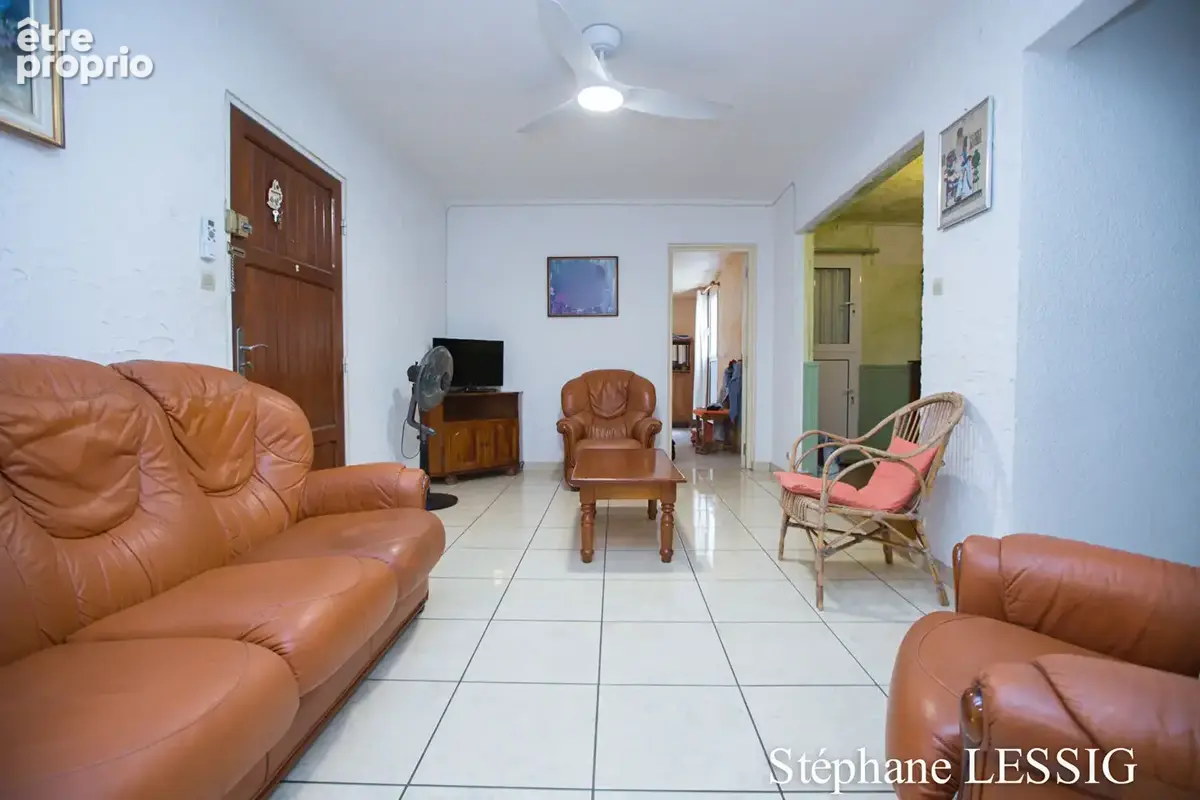 Le port -  location appartement 4 pièces 80 m² avec cour privée et parking - photo 5