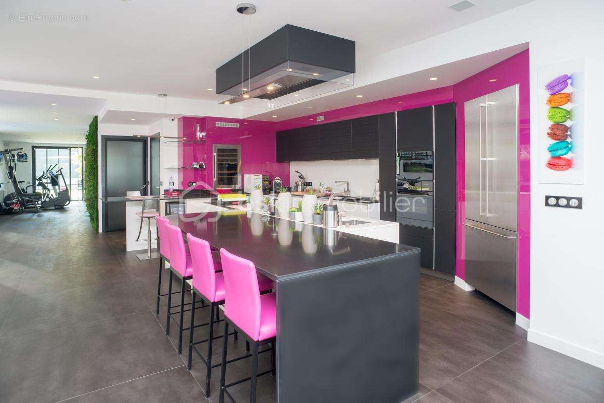 Loft d'exception - 390 m² de prestige - photo 4