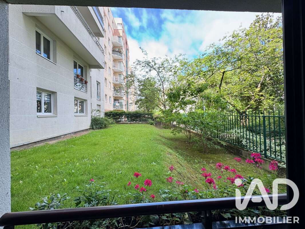 Photo 6 - Appartement à ISSY-LES-MOULINEAUX