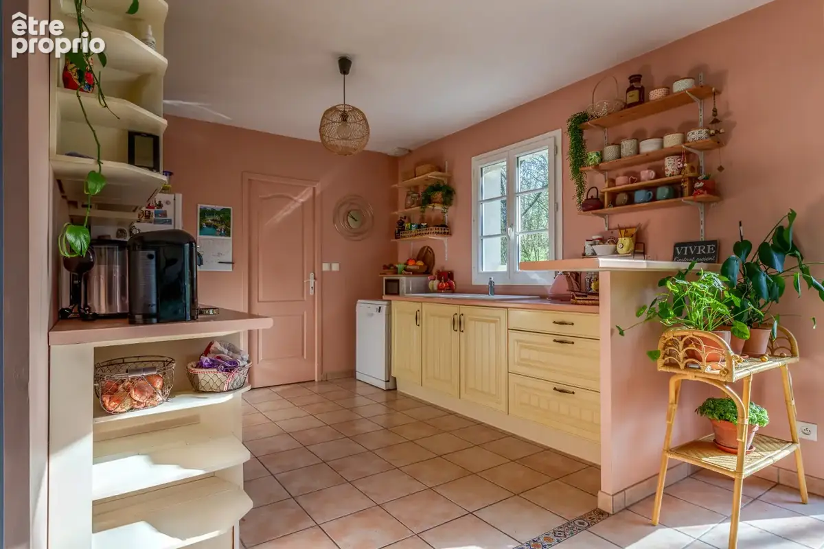 Exclusivite maison familiale 4 chambres esvres sur parcelle de 1500m2 au calme proche centre ville et transpor - photo 3