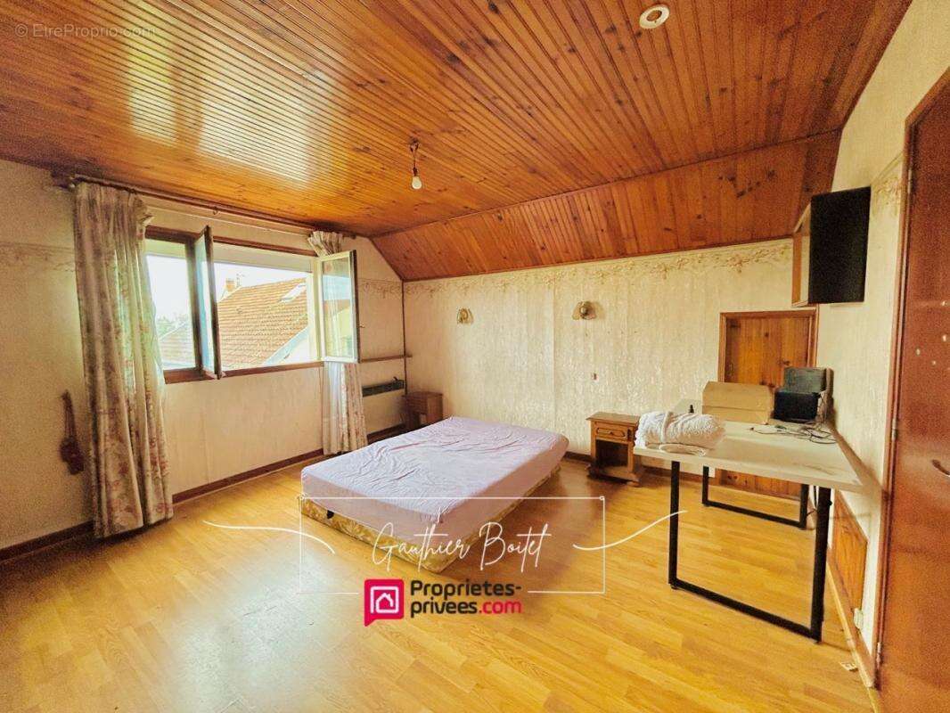 Maison à COULOMMIERS