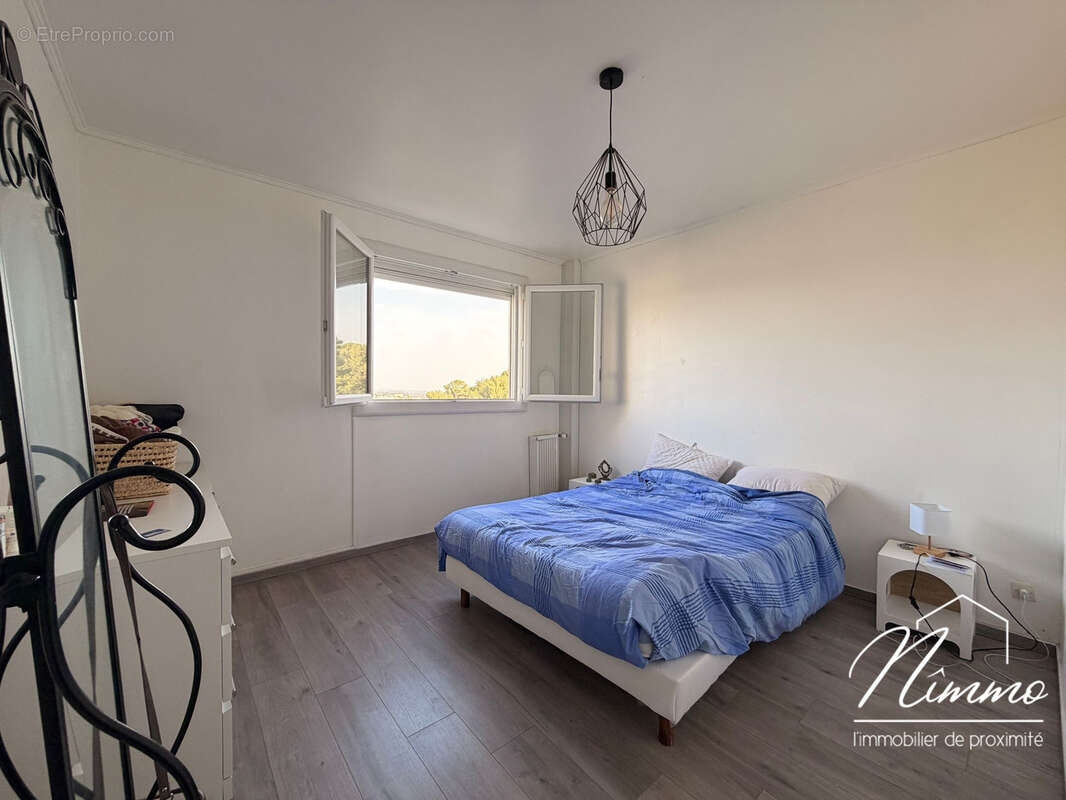 Appartement à NIMES