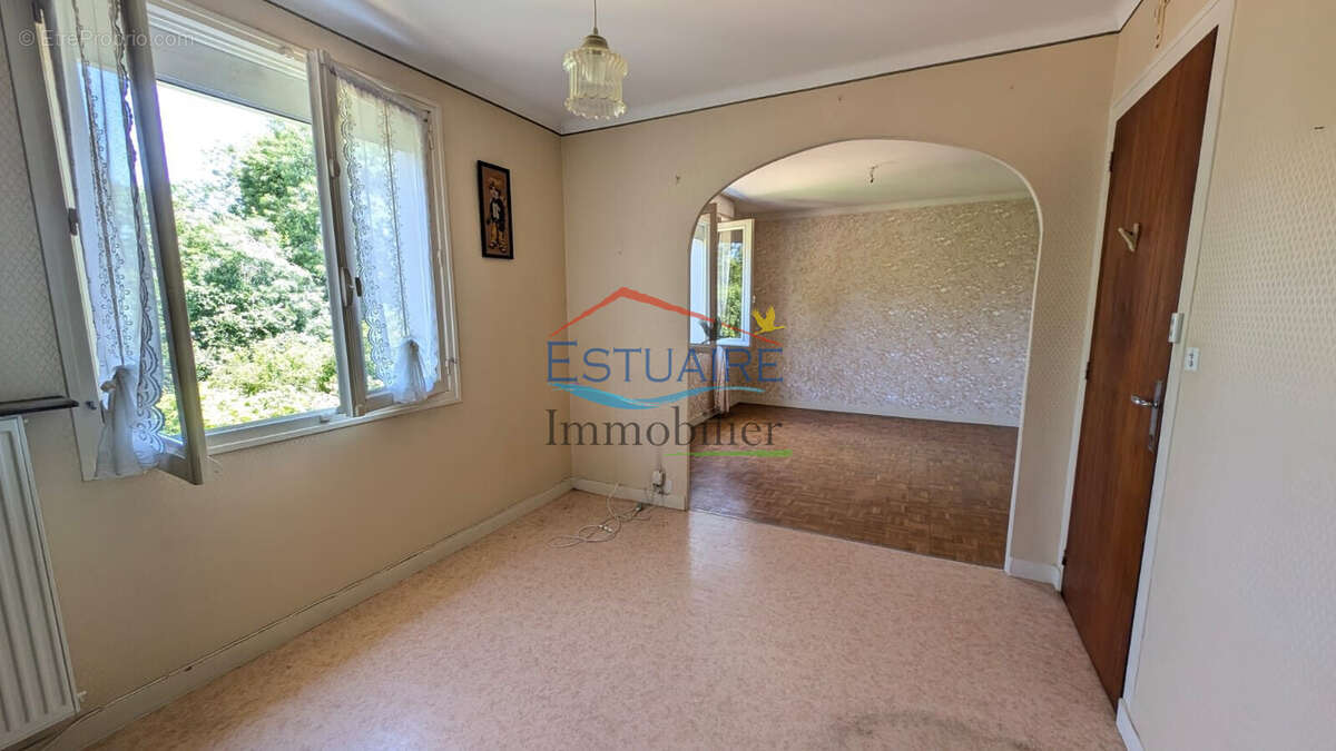 Maison 91 m² à Donges  - photo 8