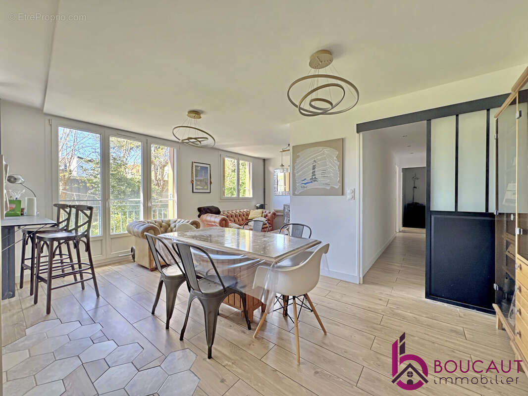 Appartement à LE PLESSIS-ROBINSON