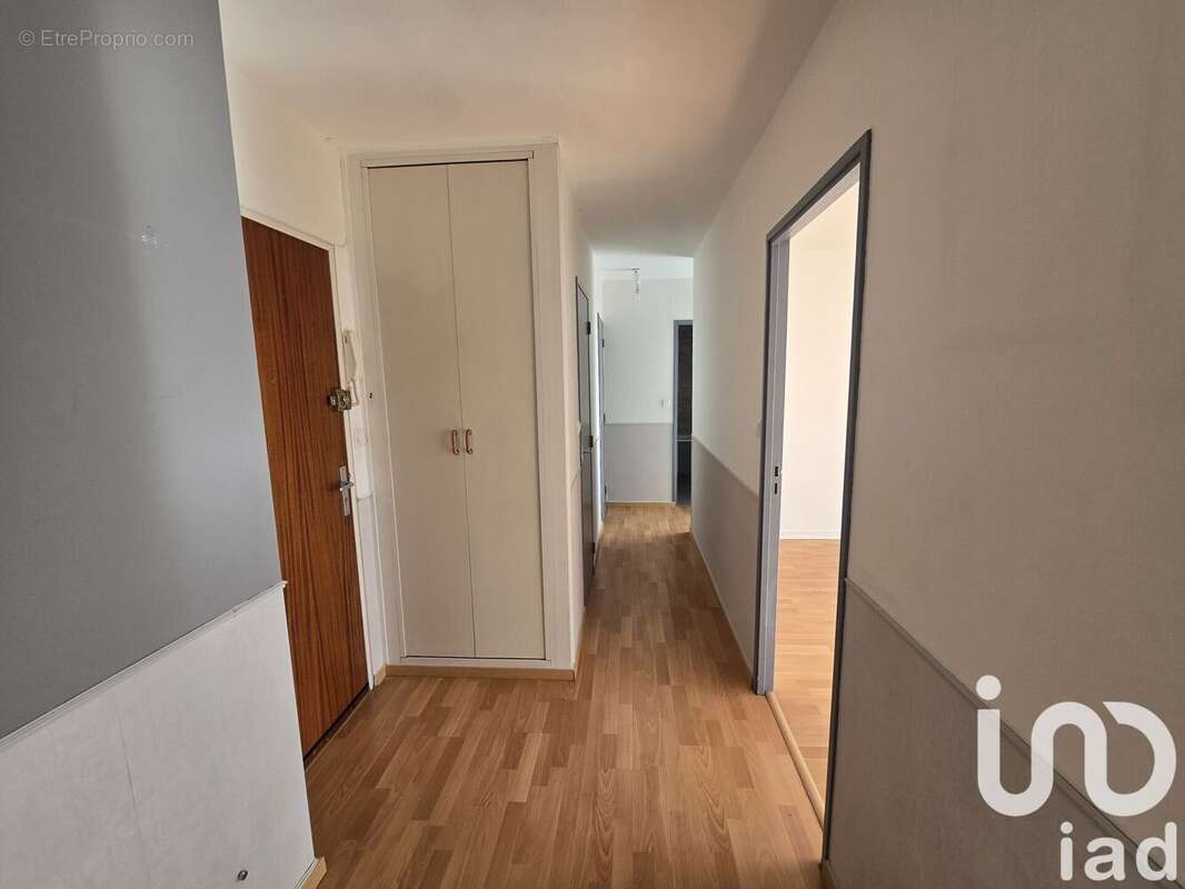 Photo 5 - Appartement à LA CHAUSSEE-SAINT-VICTOR