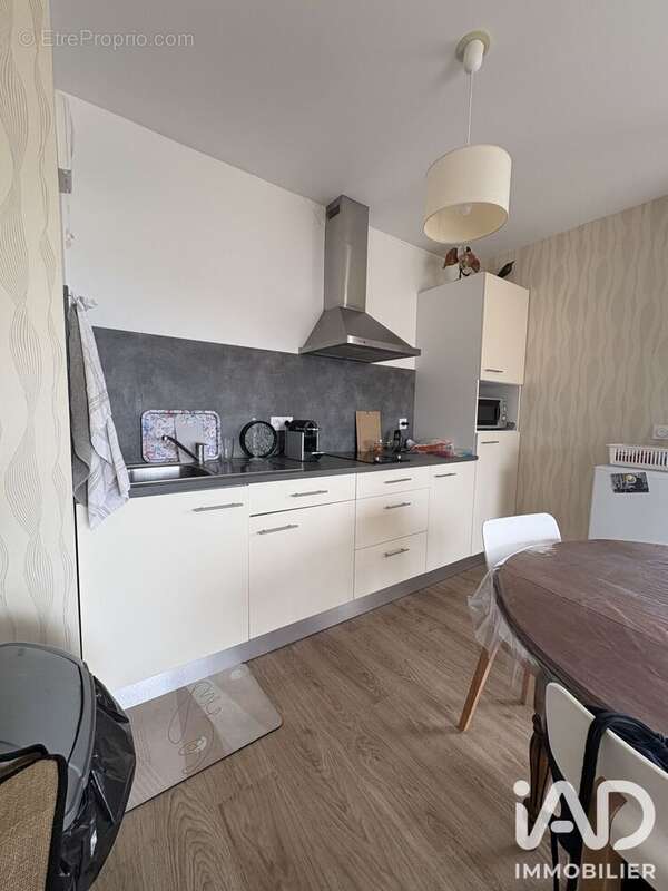 Appartement 46 m² à Saint-Doulchard  - photo 5