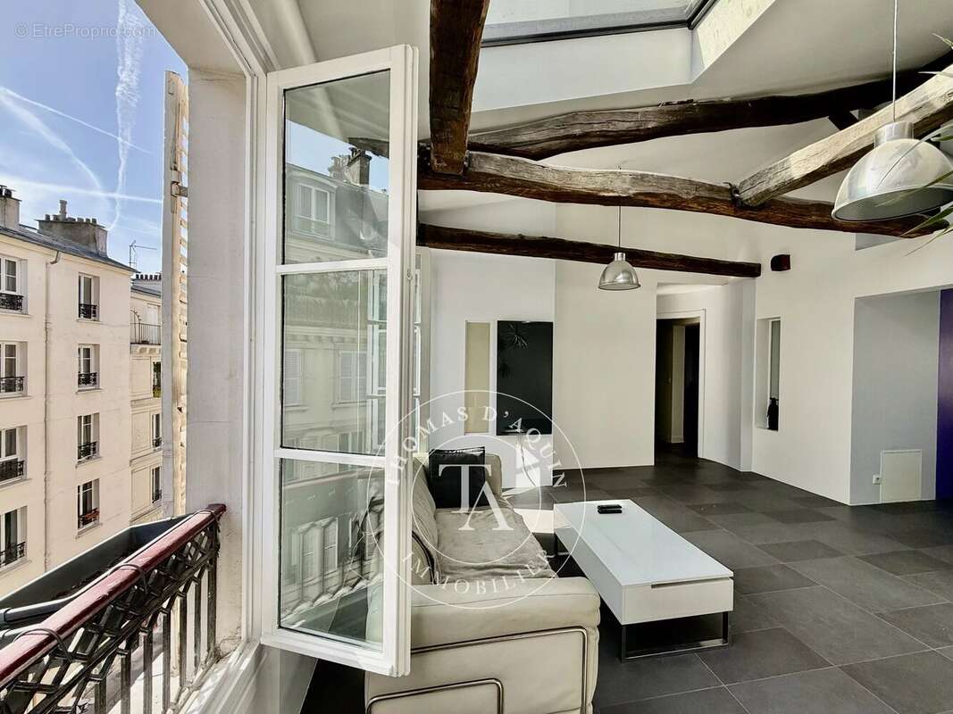 Appartement à PARIS-18E