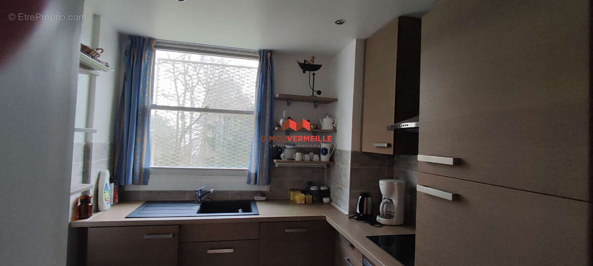 Appartement à LA CELLE-SAINT-CLOUD