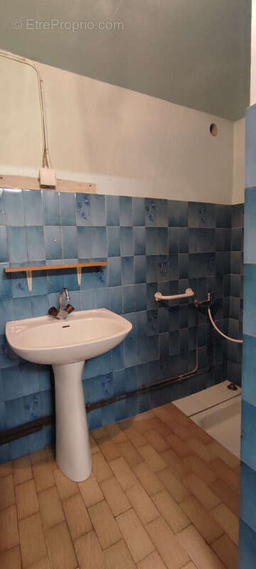 Maison à SAINT-PALAIS-DE-PHIOLIN