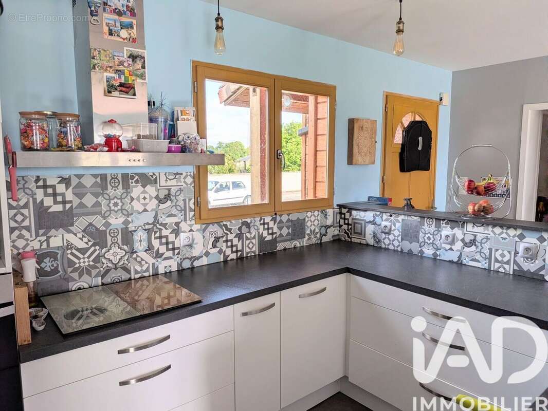 Maison 93 m² à Sainte-Gemme  - photo 9