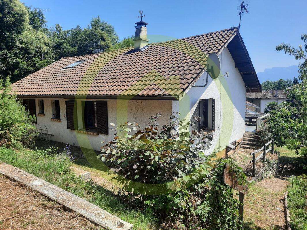 Maison à RIVES