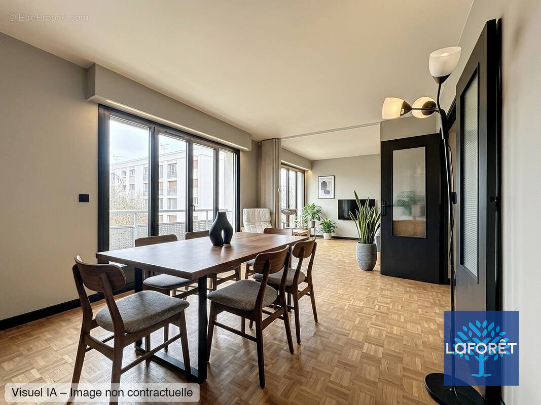 Appartement à CHILLY-MAZARIN
