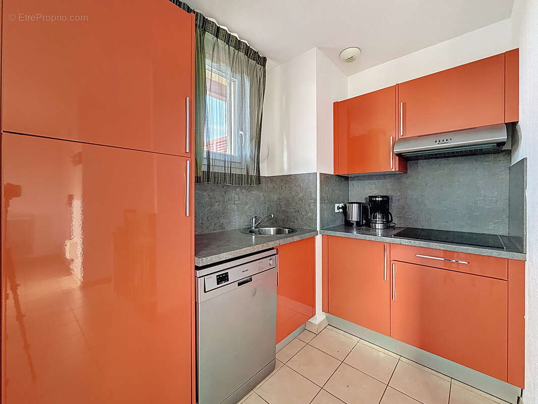 Appartement à SIX-FOURS-LES-PLAGES