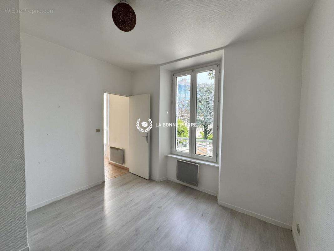 Appartement à MELUN