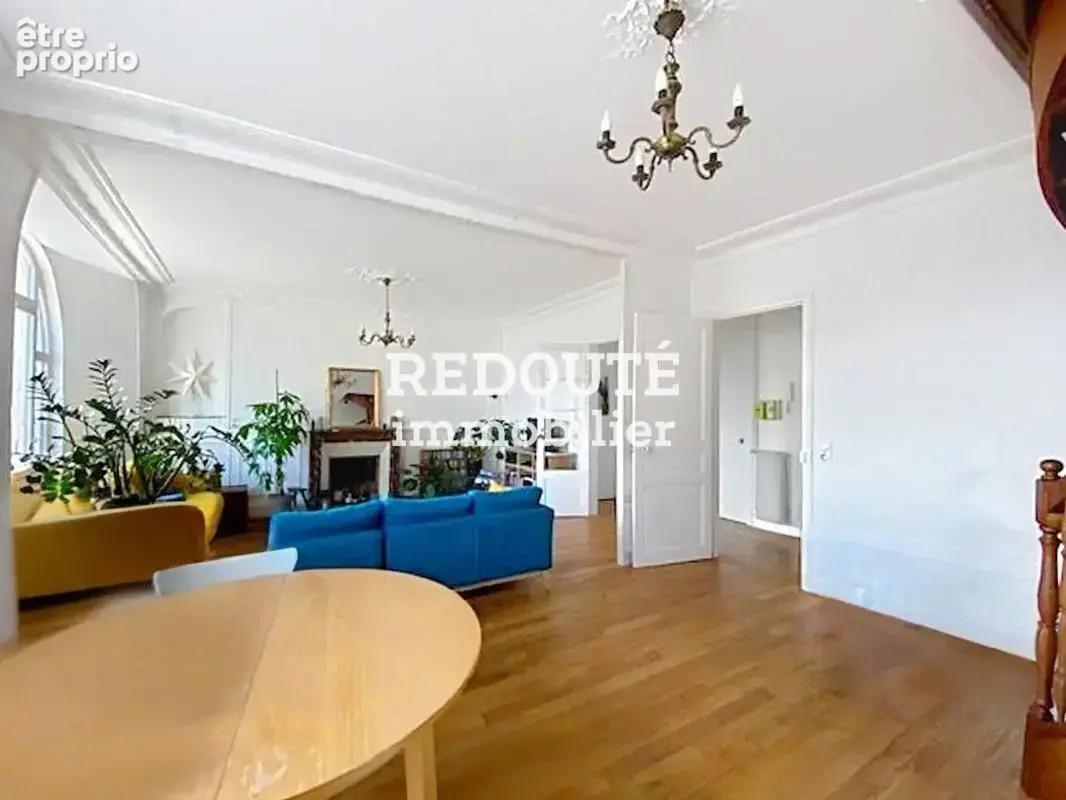 VENTE d'un appartement 4 pièces (environ 151 m²) à REIMS - photo 8