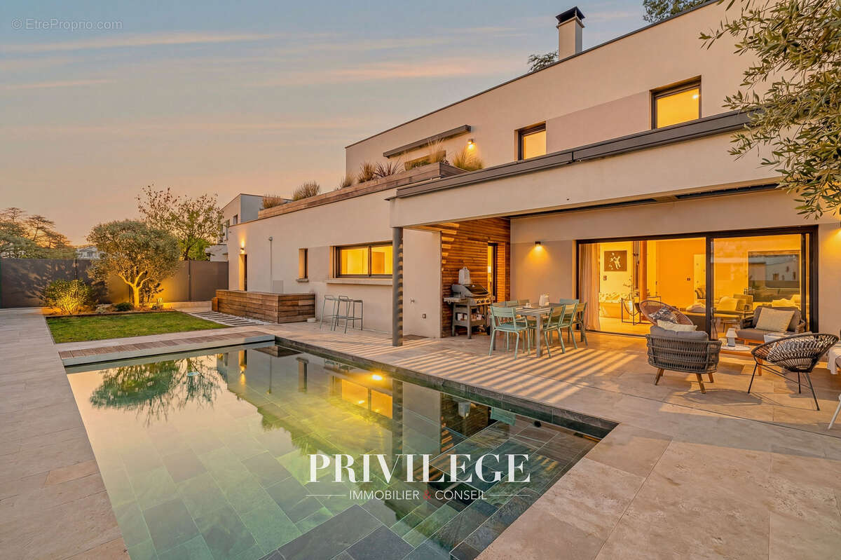 Maison à ROCHETAILLEE-SUR-SAONE