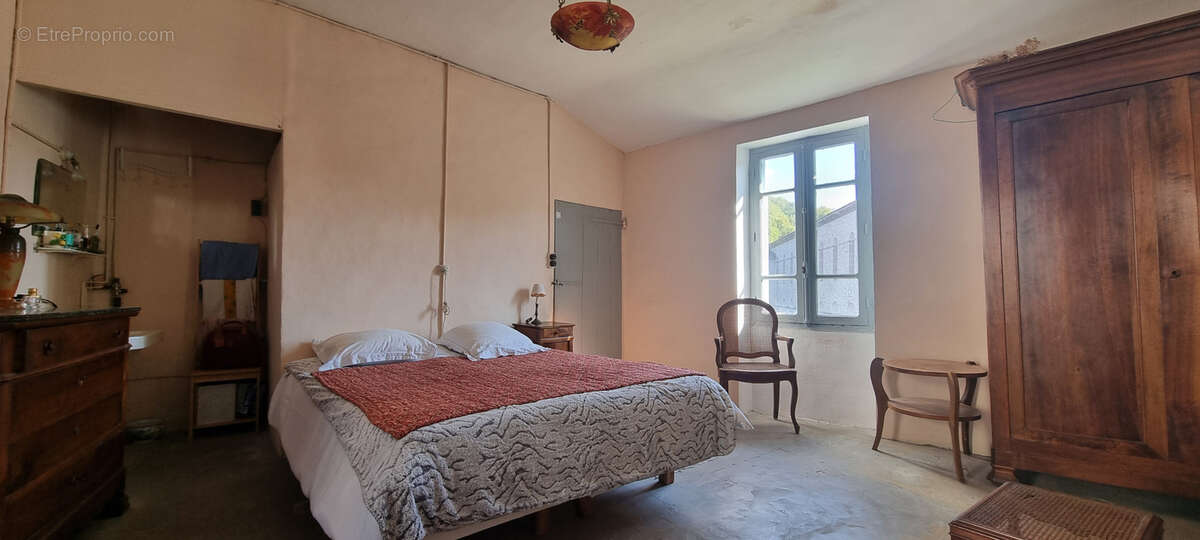 Maison à LAROQUE