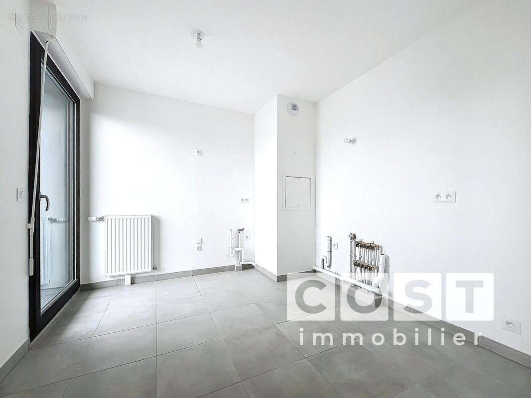 Appartement à GENNEVILLIERS