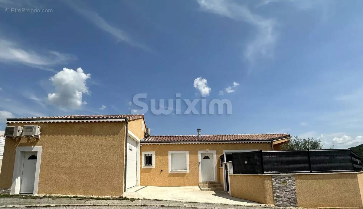 Maison à LA COUCOURDE