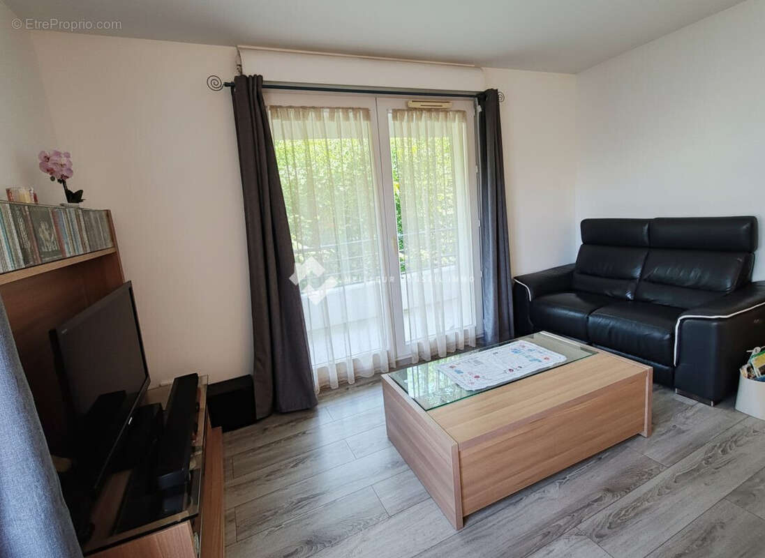 Appartement 82 m² à Noisy-Le-Grand  - photo 3