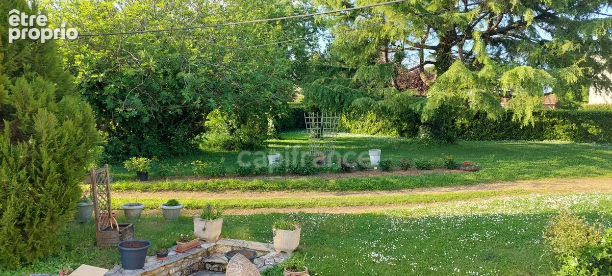 Maison à vendre 6 pièces et grande véranda à Fontenay le Comte (85) - photo 16