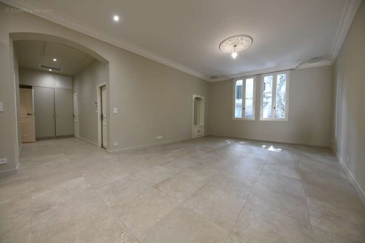 Appartement à UZES