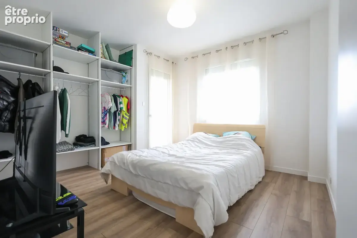 Plus de 150 m2, un état exceptionnel, des volumes généreux .  MÉZÉRIAT   349 000 € - photo 5