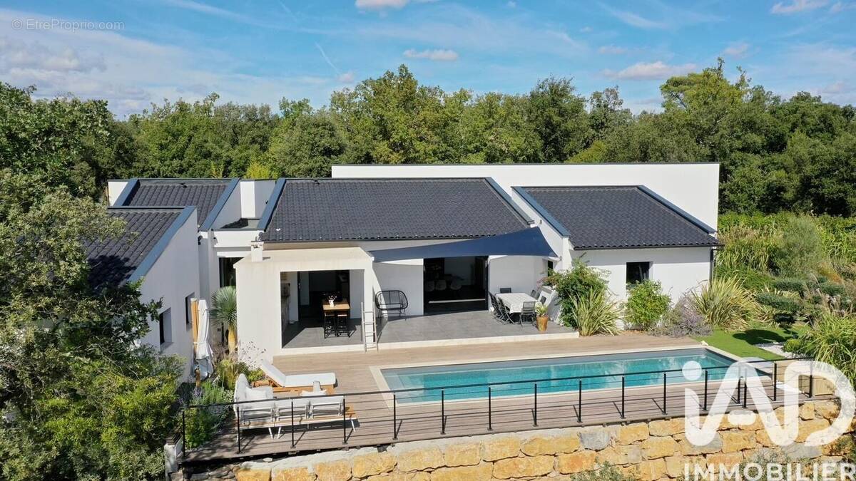 Photo 1 - Maison à FLASSANS-SUR-ISSOLE