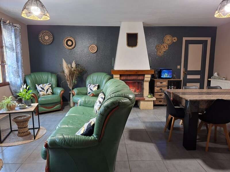 Maison à LA CROIXILLE