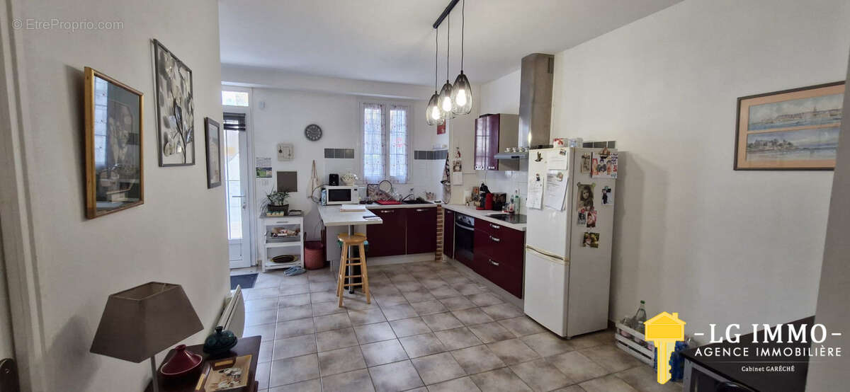 Maison à MORTAGNE-SUR-GIRONDE