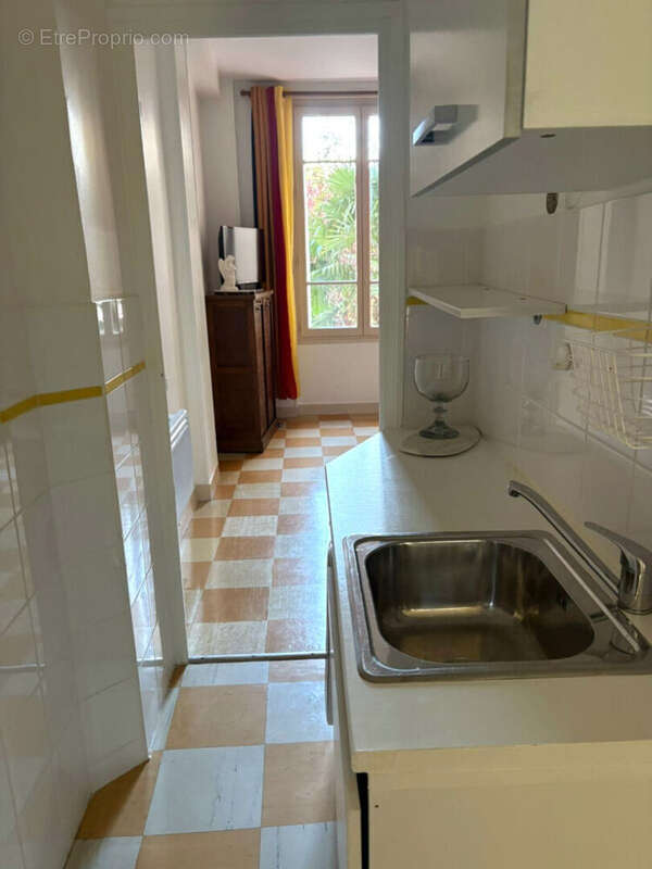 Appartement à PARIS-20E