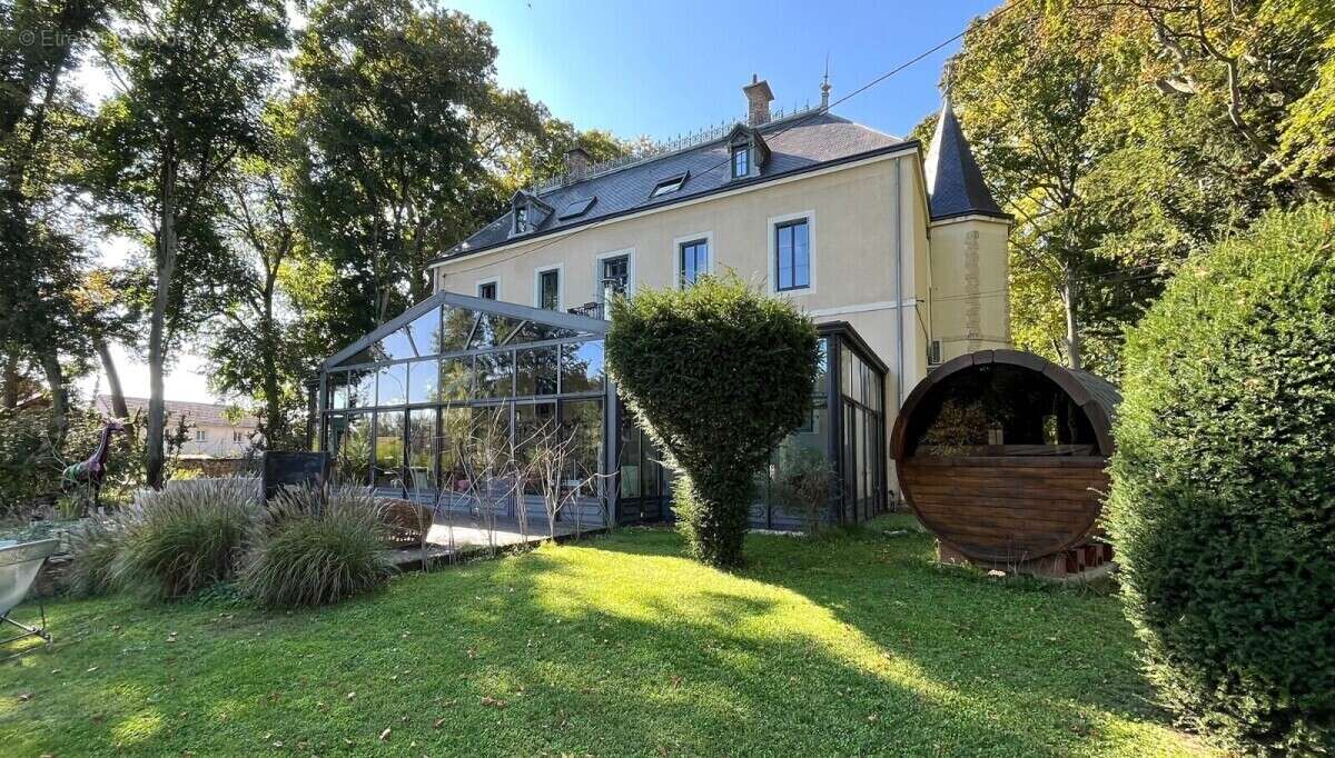 Maison à SAINT-MARCEL