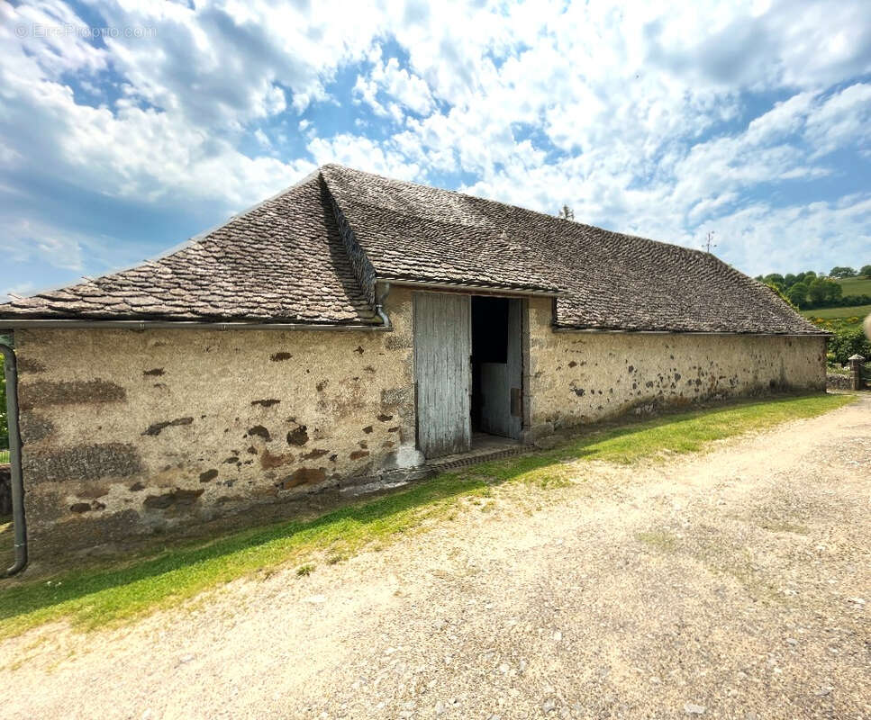 Manoir avec Corps de Ferme Chaudes Aigues - photo 16