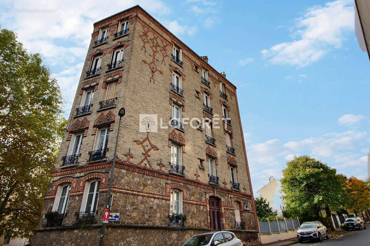 Appartement à SURESNES