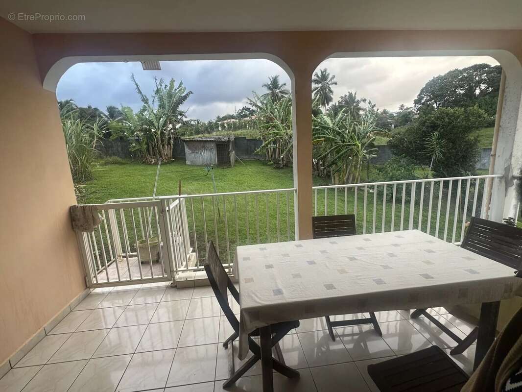 Maison à SAINTE-ROSE