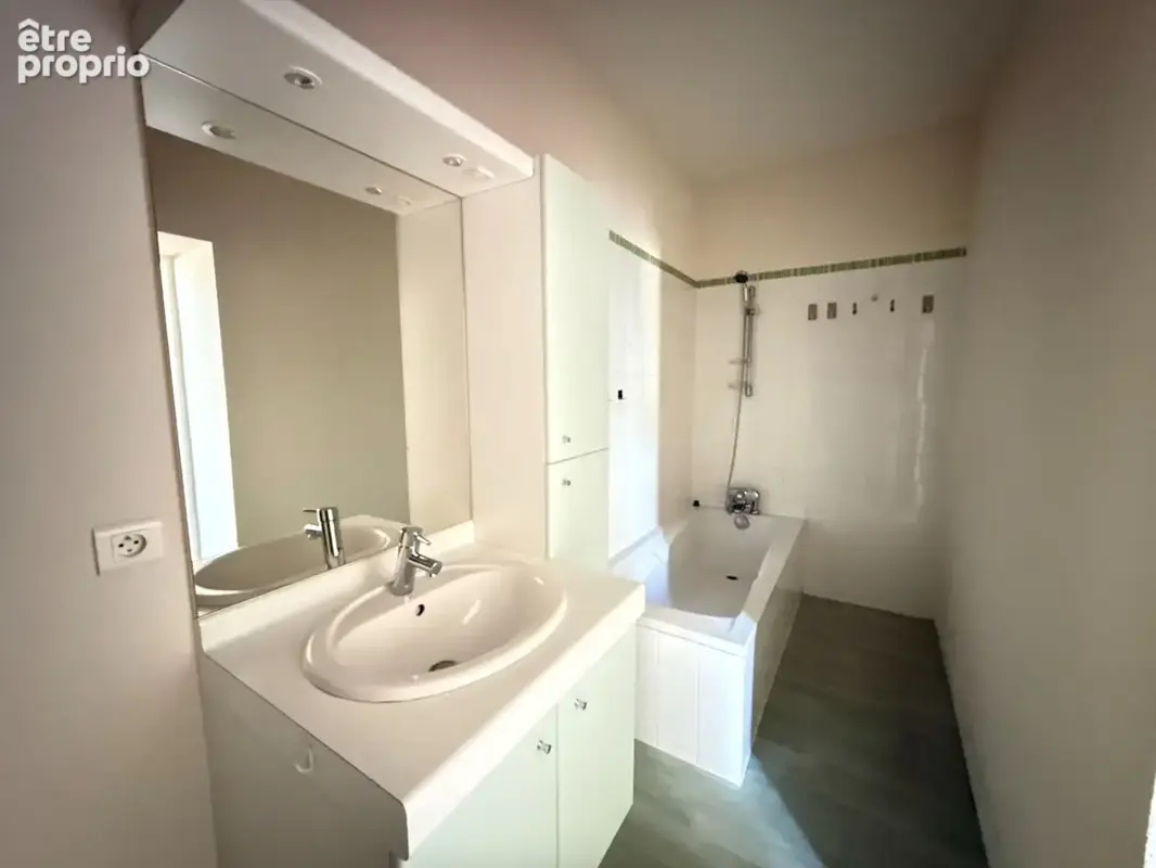 Appartement Montluçon F5 169 m2 avec terrasse et garage - photo 12