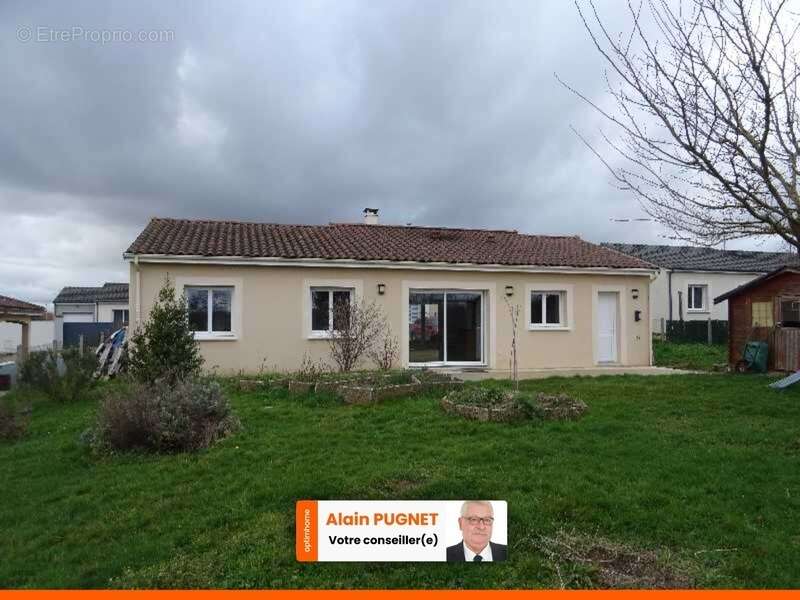 Maison à SAINT-JUNIEN