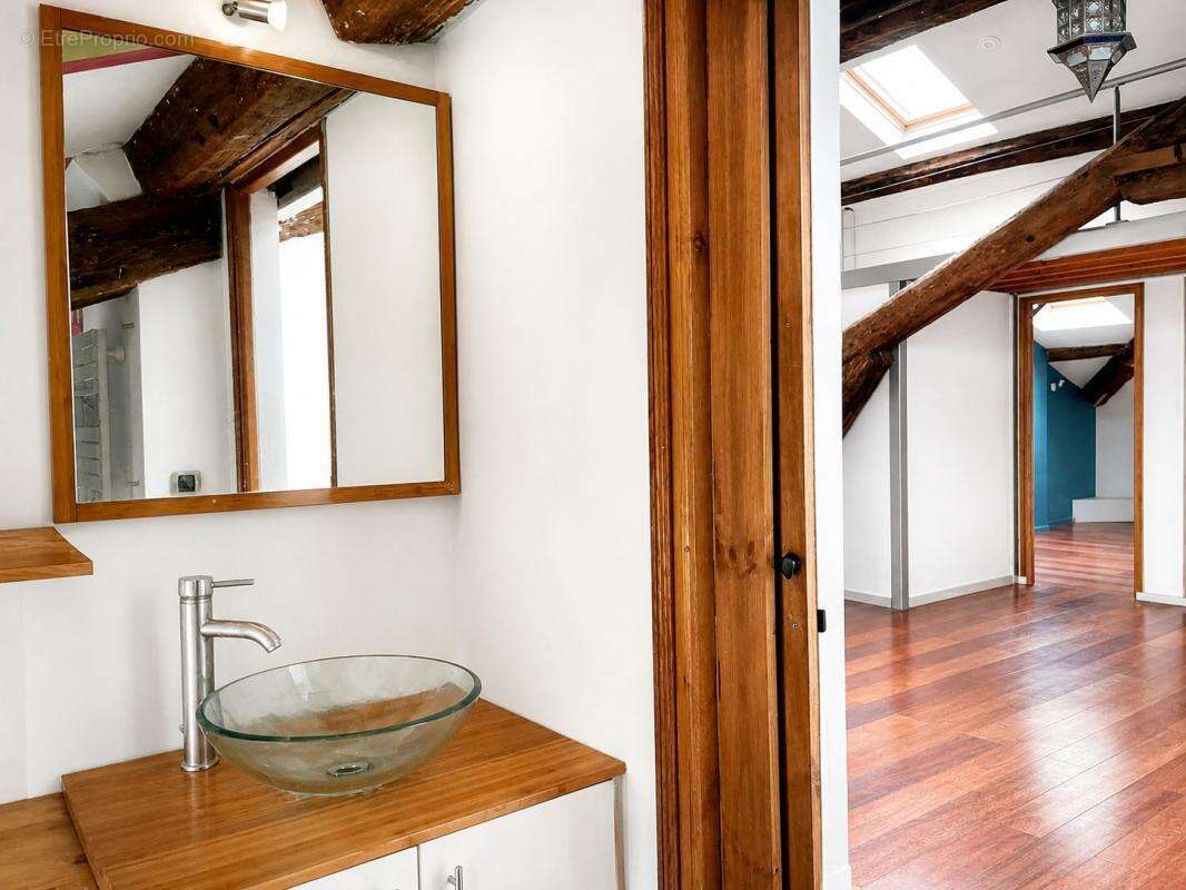 Appartement à VILLEURBANNE