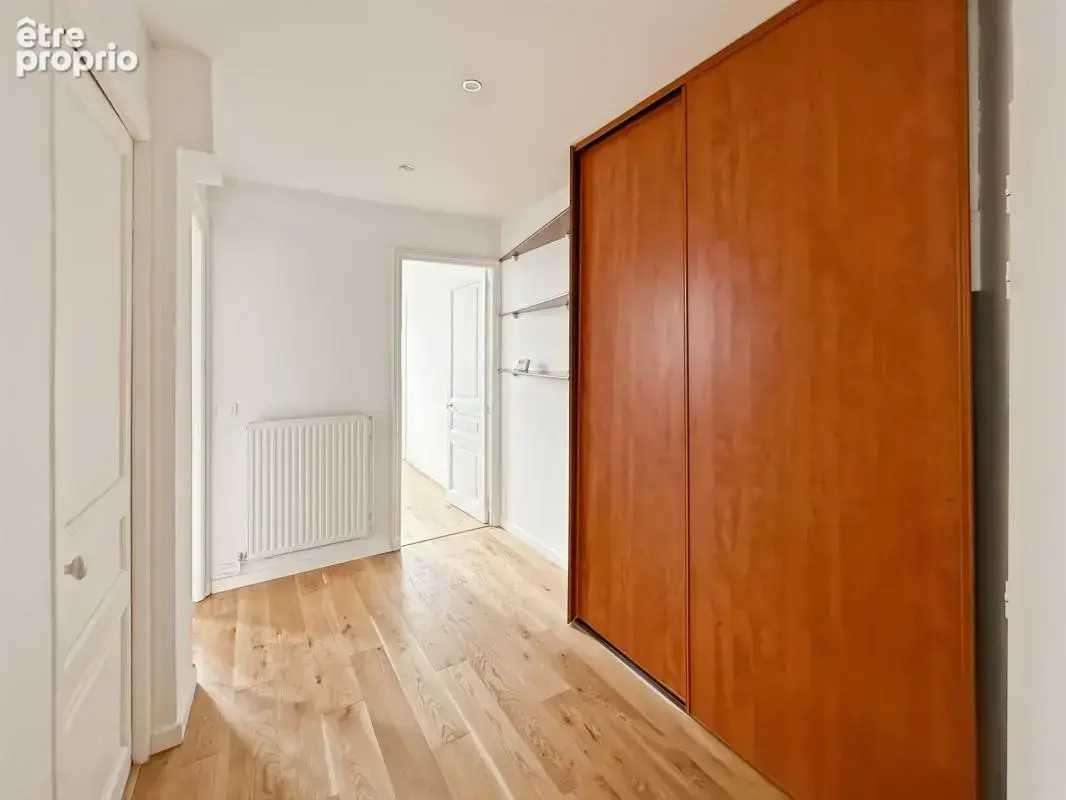Appartement À Vendre Hyper Centre de Reims - photo 7