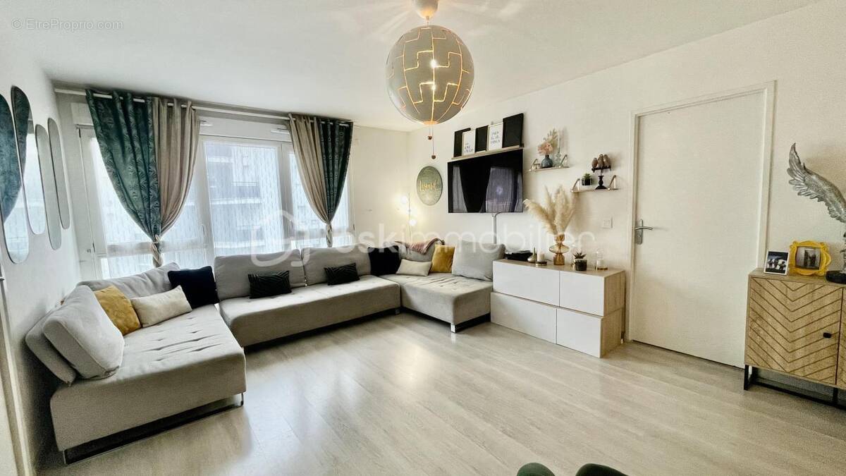 Appartement à ROSNY-SOUS-BOIS