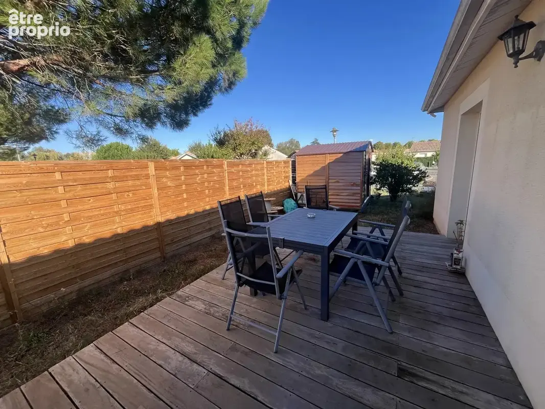 Ensemble immobilier loue en meuble - photo 2