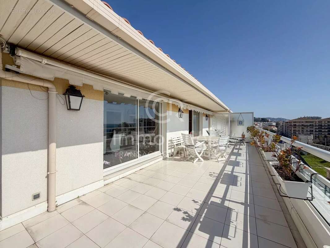 Appartement à CANNES