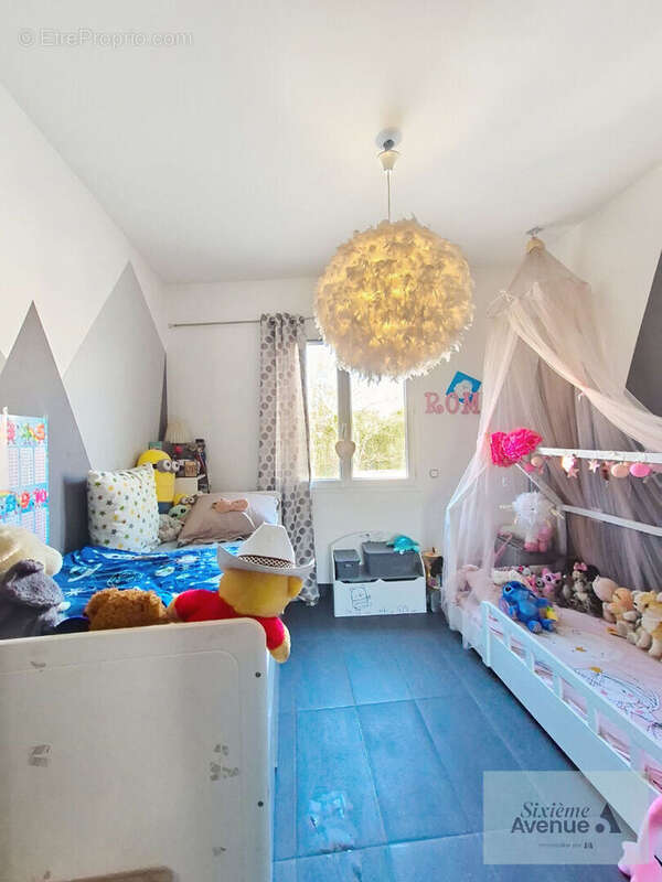 Appartement à SAINT-CYR-SUR-MER