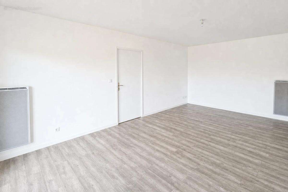 Rouen, Appartement loué T3 avec Balcon et Parking - photo 3