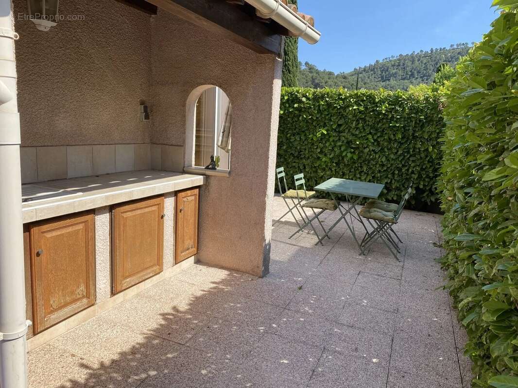 Appartement à AUBAGNE
