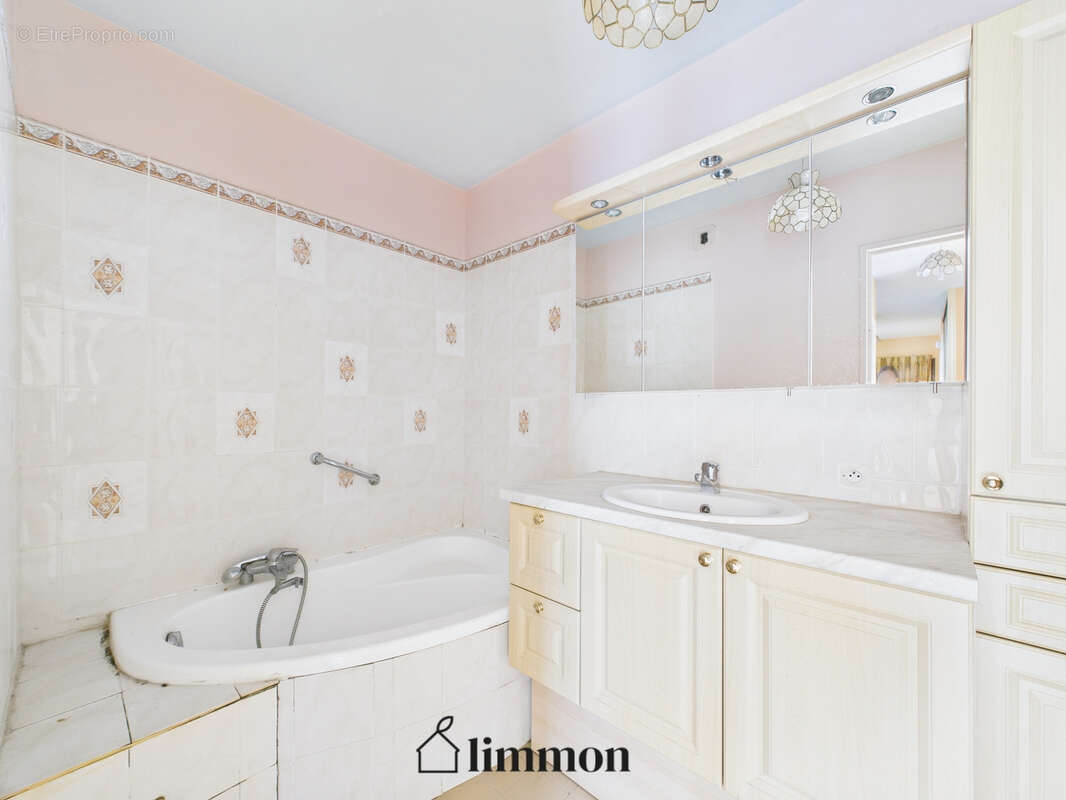 Appartement à LYON-3E