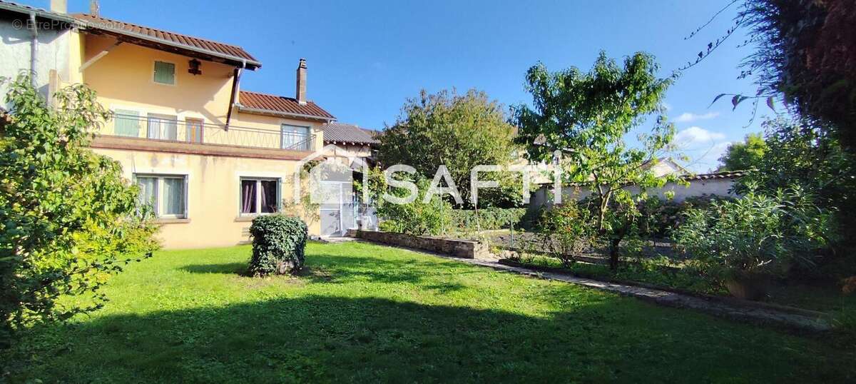 Photo 2 - Maison à PONT-DE-VEYLE