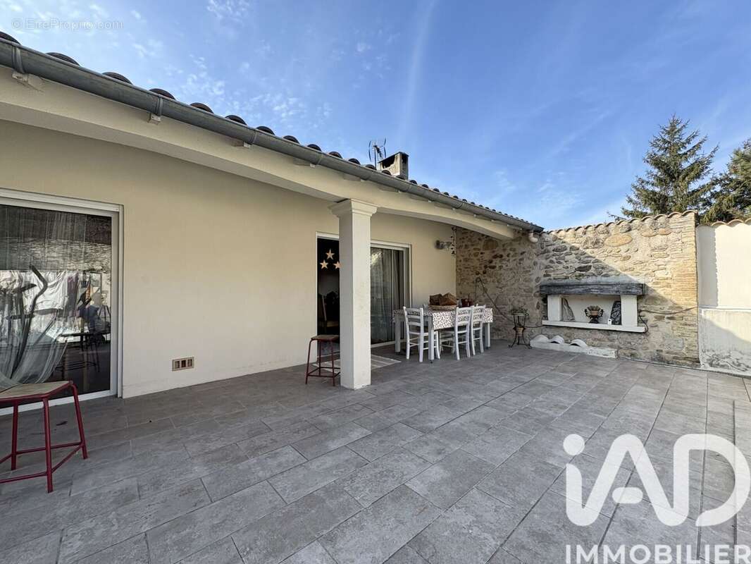 Photo 4 - Maison à CHANTEMERLE-LES-BLES